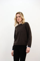 Roundneck jumper with trim