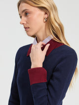 Jumper with contrast collar and cuff