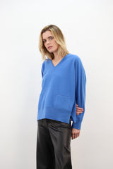 V-Neck Jumper with 2 pockets