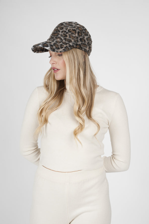 Hat-Leo print