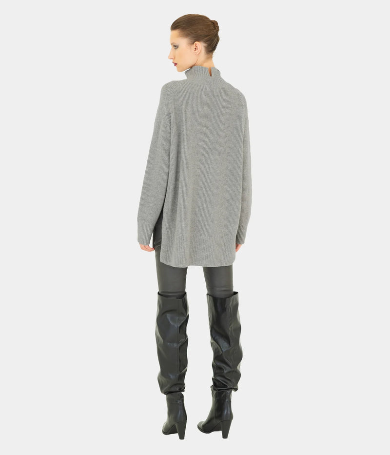 Turtleneck sweater-MB