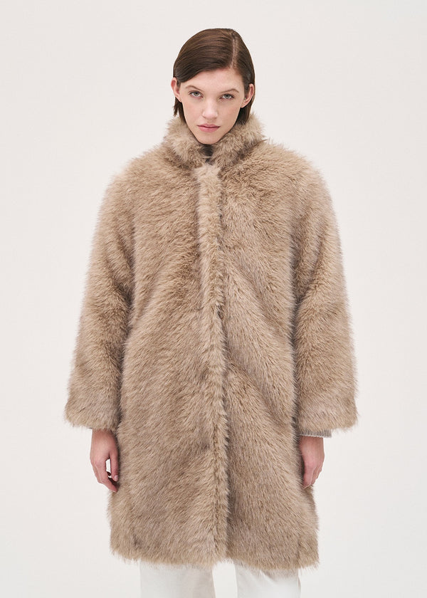 S7150A-208-Faux Fur Coat