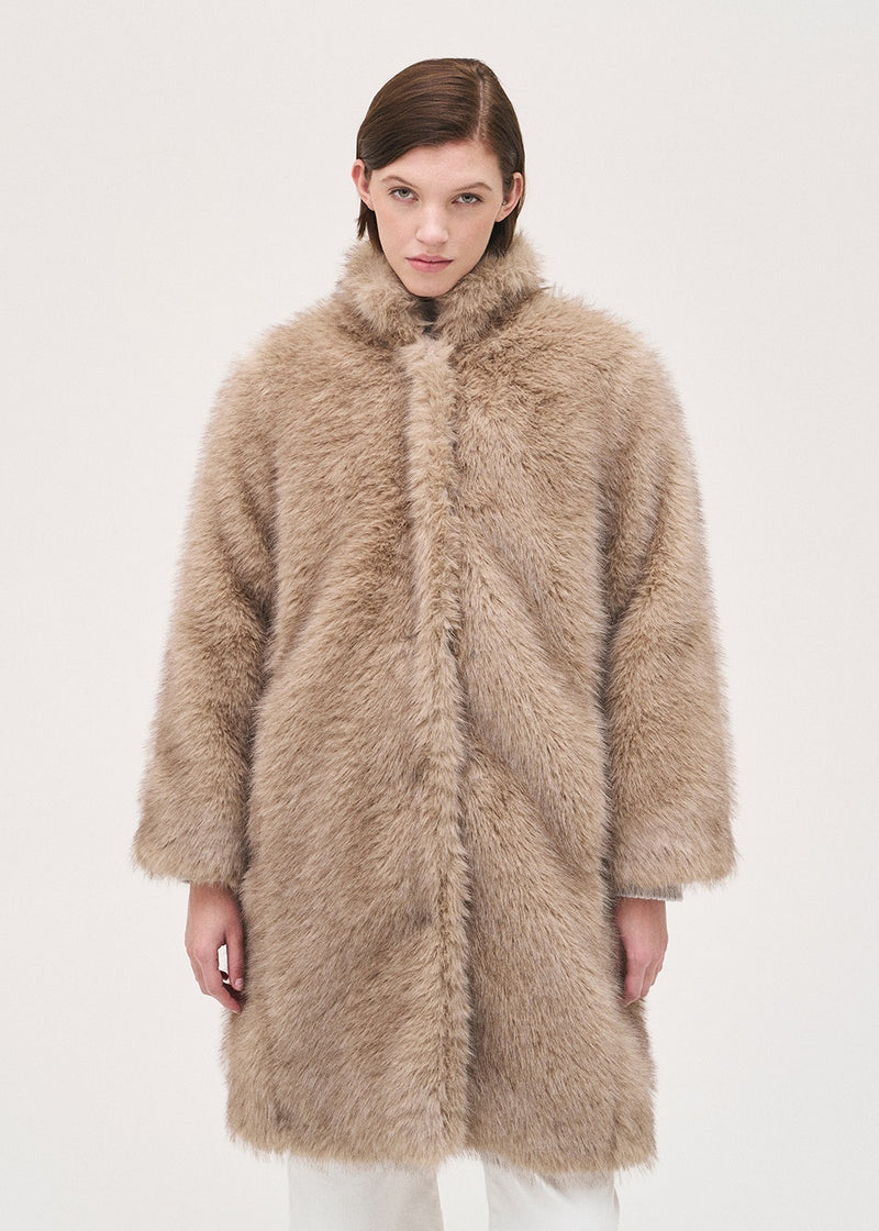 S7150A-208-Faux Fur Coat