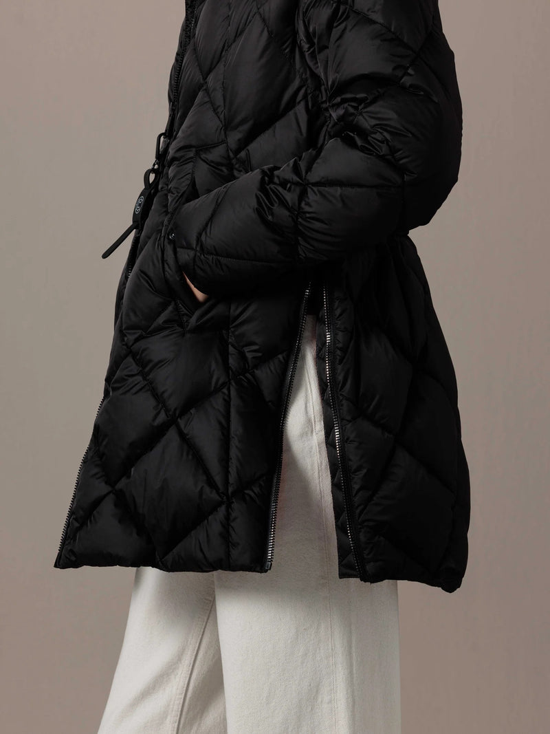 Diamond Quilted Down Jacket Black